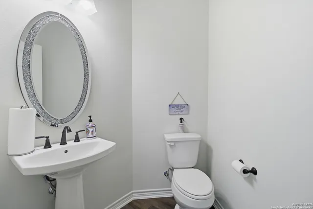 $635,000 | 189 Private Road 1732, Mico, TX 78056