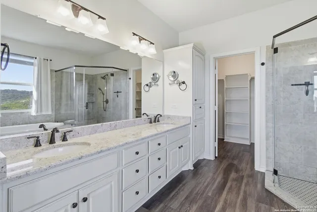 $635,000 | 189 Private Road 1732, Mico, TX 78056