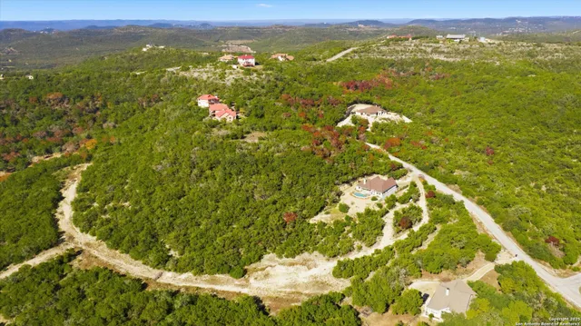 $635,000 | 189 Private Road 1732, Mico, TX 78056