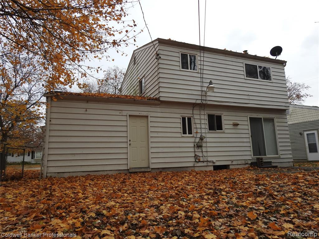 5919 Western Road Flint, MI 48506 - Photo 6 of 26