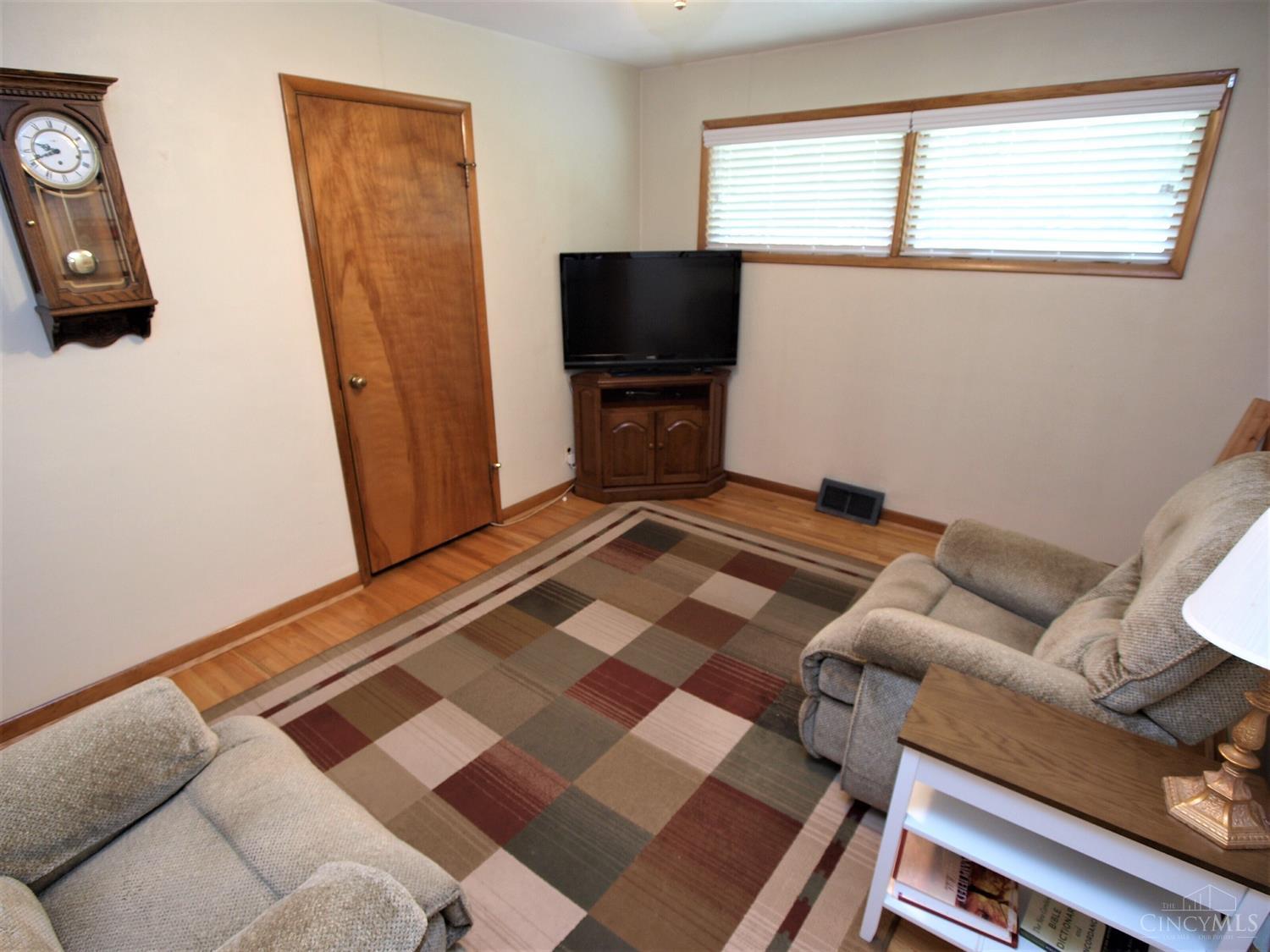 5976 Winton Road Fairfield, OH 45014 - Photo 19 of 43