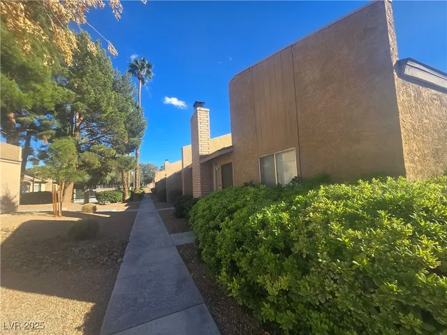 $1,441 | 4270 Rollingstone Drive, Las Vegas, NV 89103