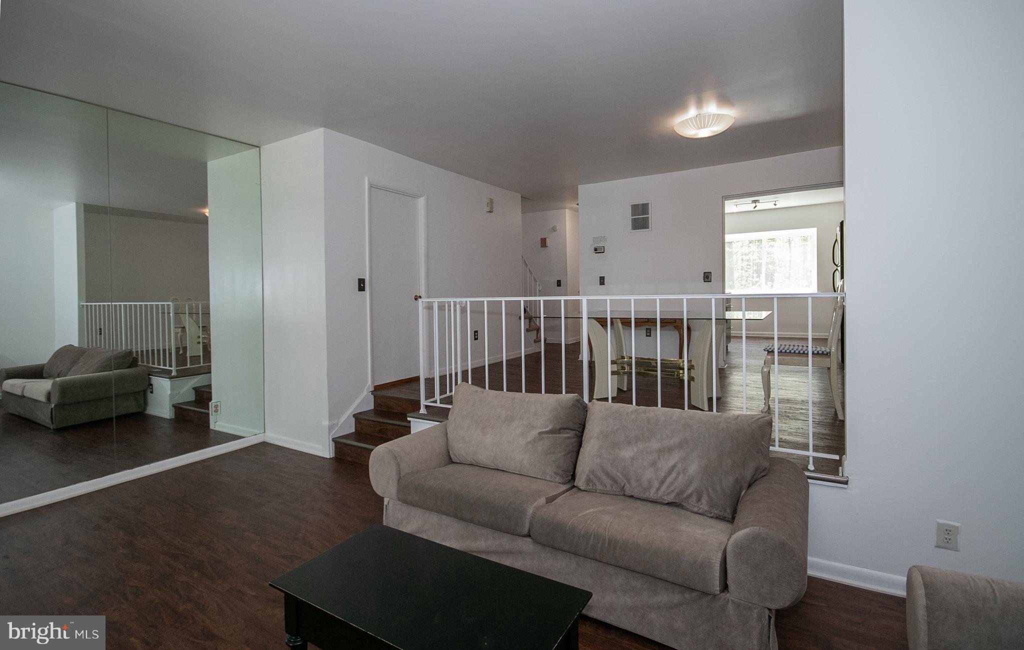 11742 Decade Court Reston, VA 20191 - Photo 11 of 30 Family Room