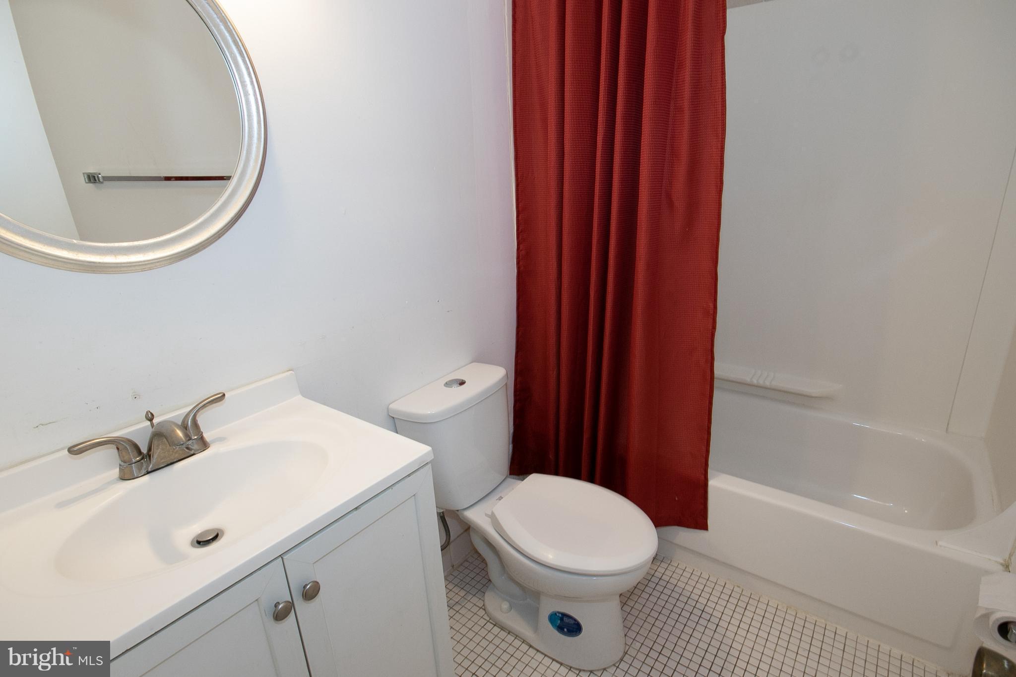 11742 Decade Court Reston, VA 20191 - Photo 21 of 30 Bath