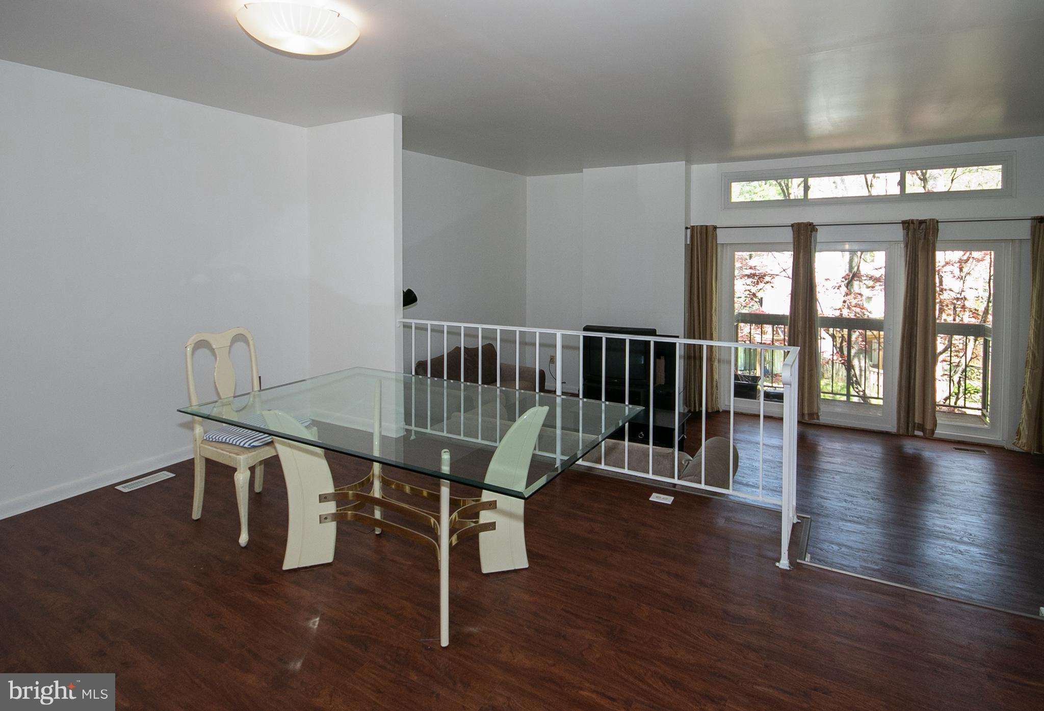11742 Decade Court Reston, VA 20191 - Photo 6 of 30 Dining Room