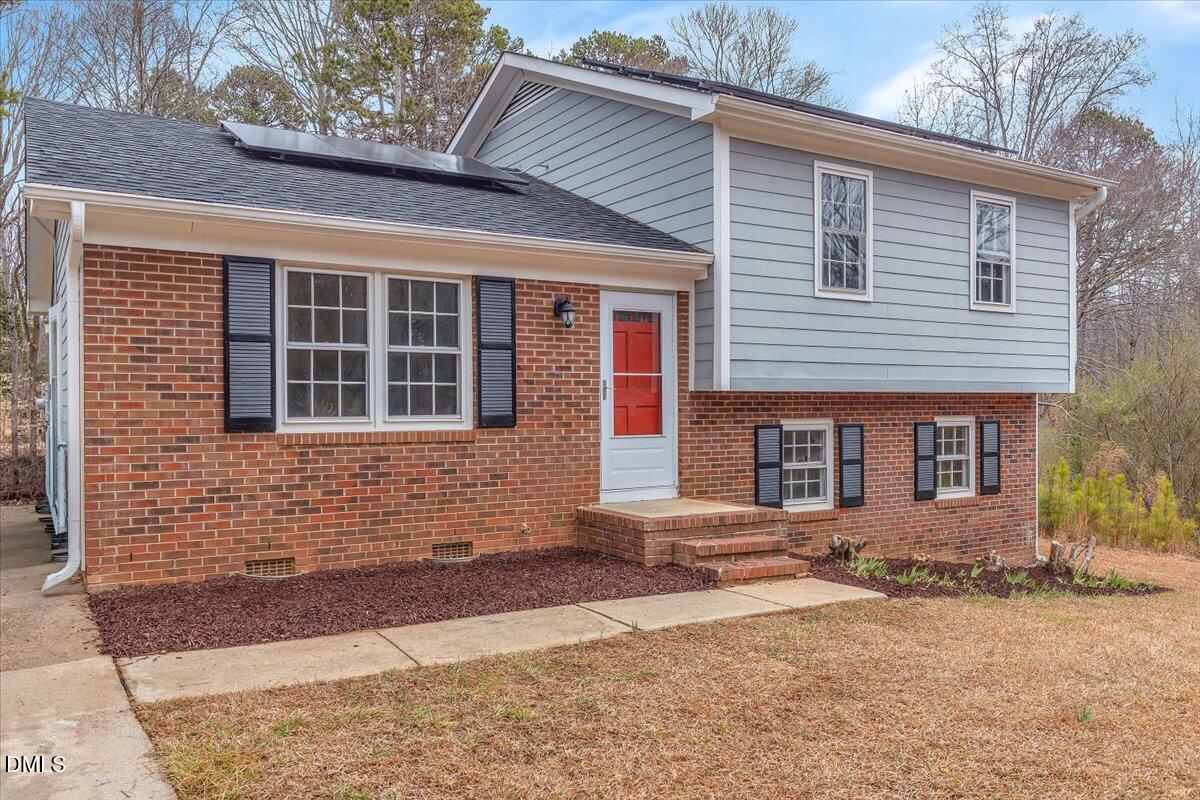 512 Smokeridge Lane Raleigh, NC 27615 - Photo 2 of 46 01-Final 512 Smokeridge Raleigh--RJREM -