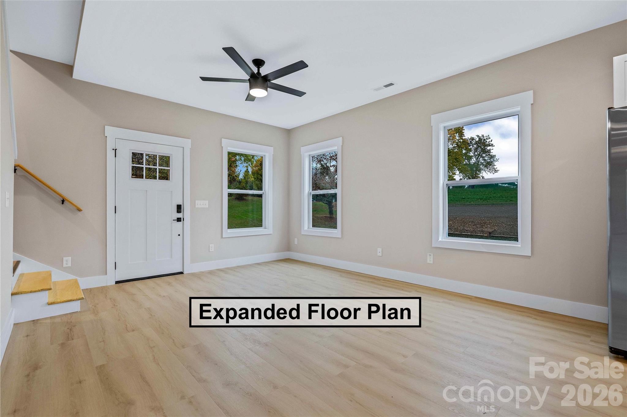 497 Waters Road Hendersonville, NC 28792 - Photo 6 of 42