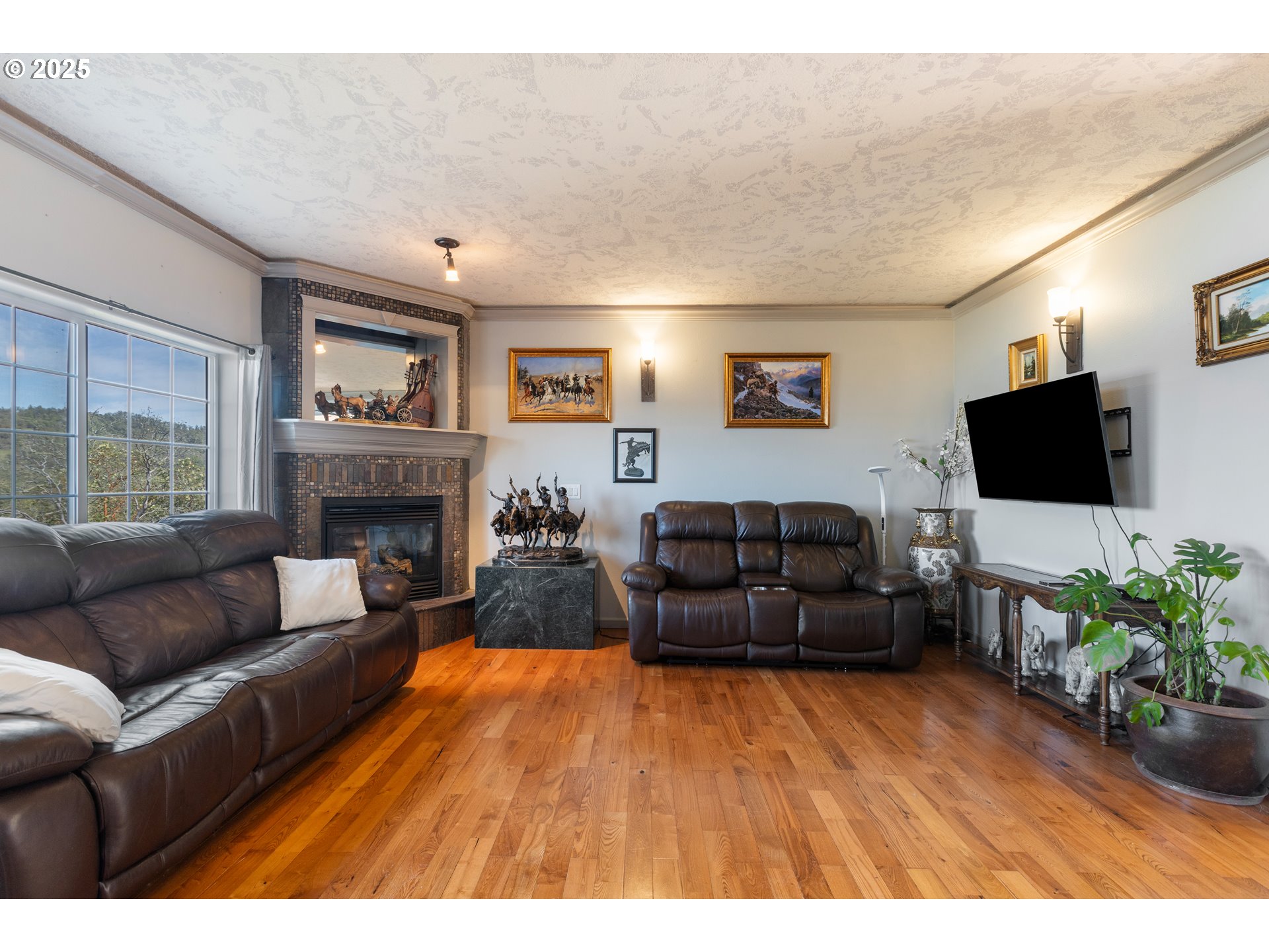 1548 Northeast Rocky Ridge Drive Roseburg, OR 97470 - Photo 11 of 42