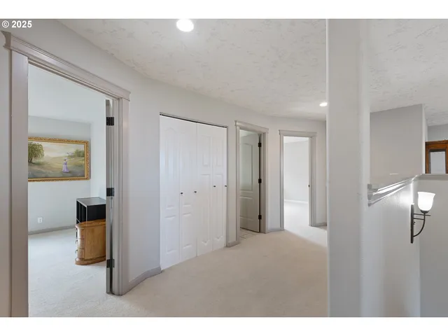 $599,500 | 1548 Northeast Rocky Ridge Drive, Roseburg, OR 97470