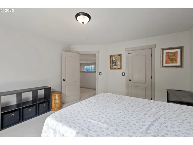 $599,500 | 1548 Northeast Rocky Ridge Drive, Roseburg, OR 97470