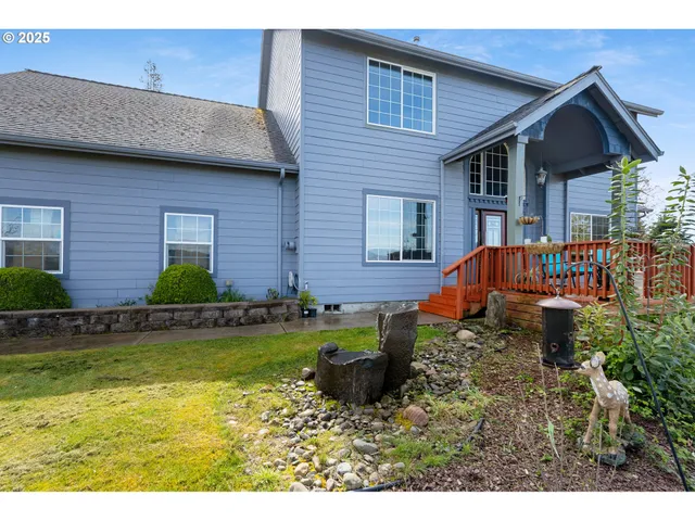 $599,500 | 1548 Northeast Rocky Ridge Drive, Roseburg, OR 97470