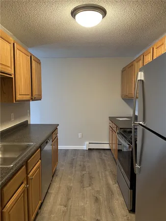 $2,375 | 3 Admiralty Drive, Unit 97, Middletown, RI 02842