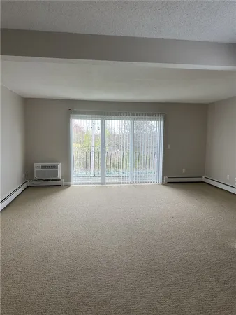 $2,375 | 3 Admiralty Drive, Unit 97, Middletown, RI 02842