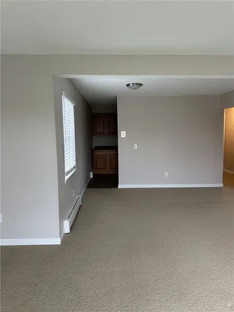 $2,375 | 3 Admiralty Drive, Unit 97, Middletown, RI 02842