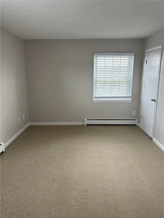 $2,375 | 3 Admiralty Drive, Unit 97, Middletown, RI 02842