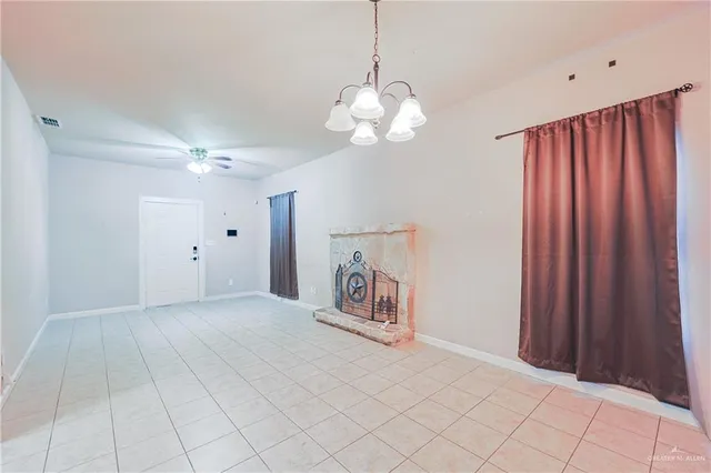 $900 | 742 South Texas Avenue, Mercedes, TX 78570