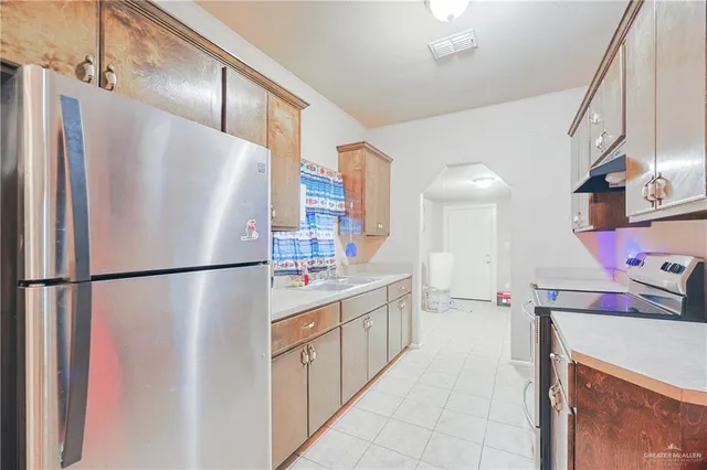 $900 | 742 South Texas Avenue, Mercedes, TX 78570