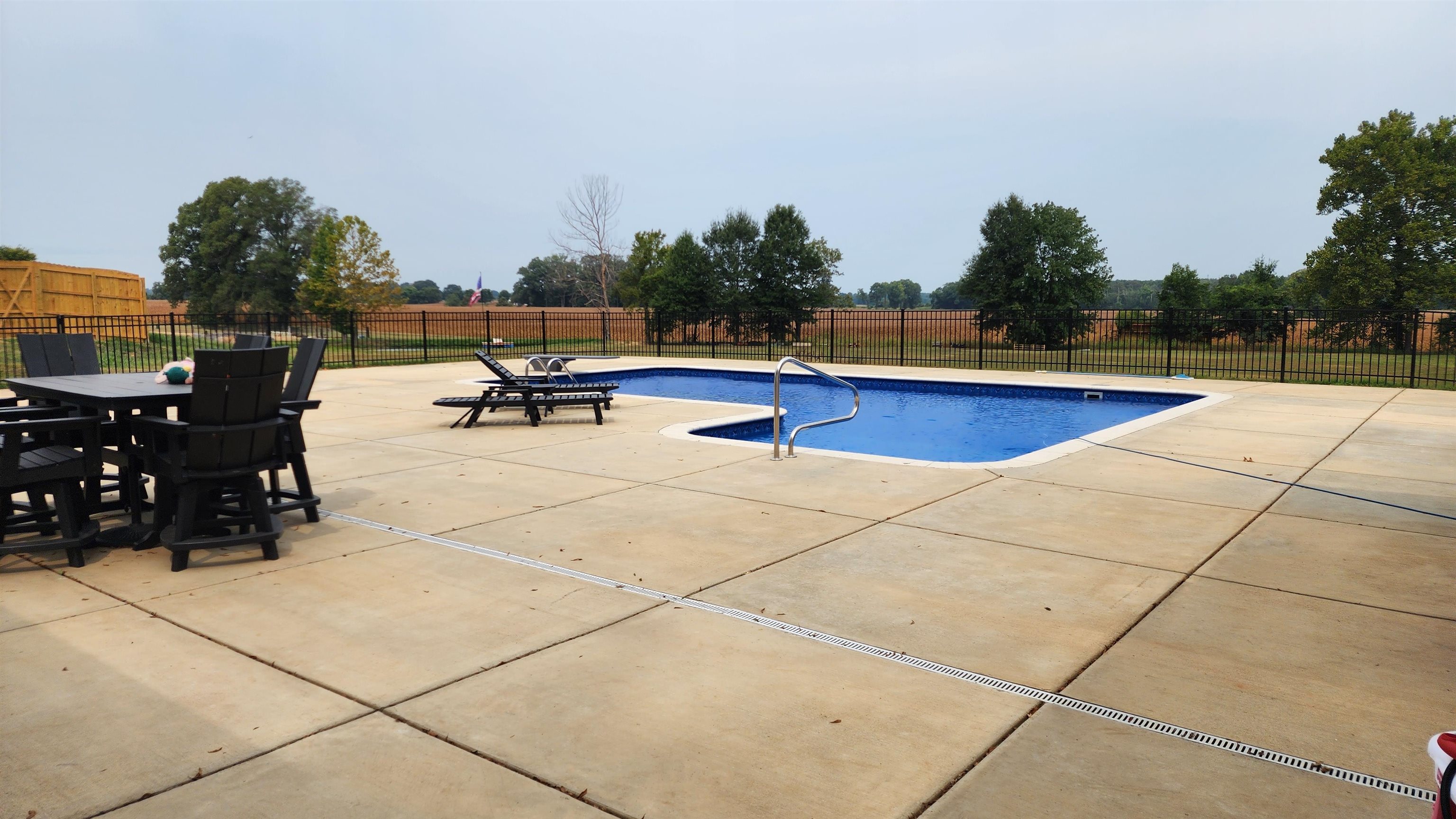 948 George Weakley Road Dyersburg, TN 38024 - Photo 15 of 31 a view of a terrace with chairs