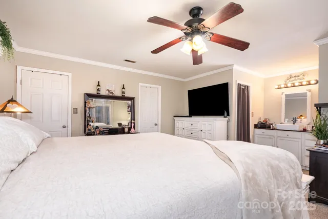 $365,000 | 7626 Eastbourne Road, Charlotte, NC 28227