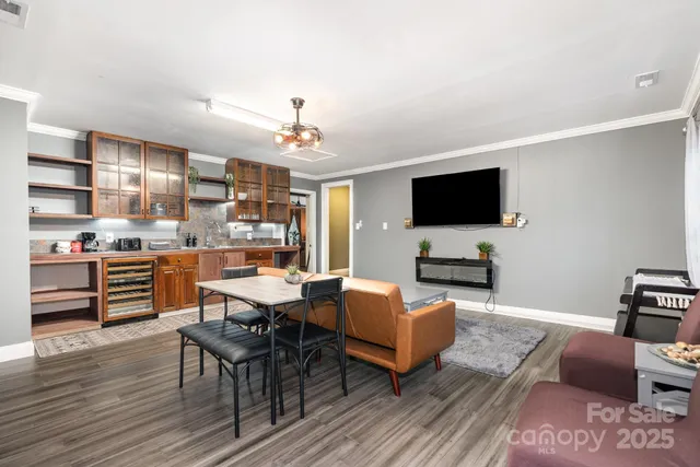 $365,000 | 7626 Eastbourne Road, Charlotte, NC 28227