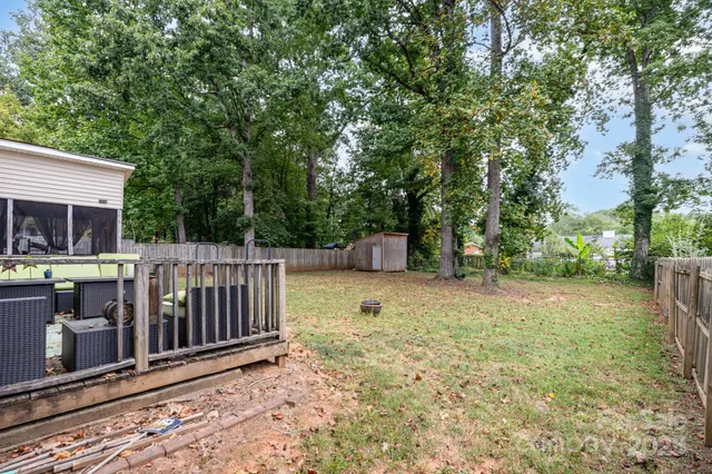 $365,000 | 7626 Eastbourne Road, Charlotte, NC 28227