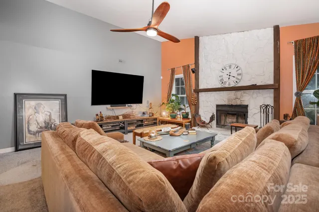 $365,000 | 7626 Eastbourne Road, Charlotte, NC 28227