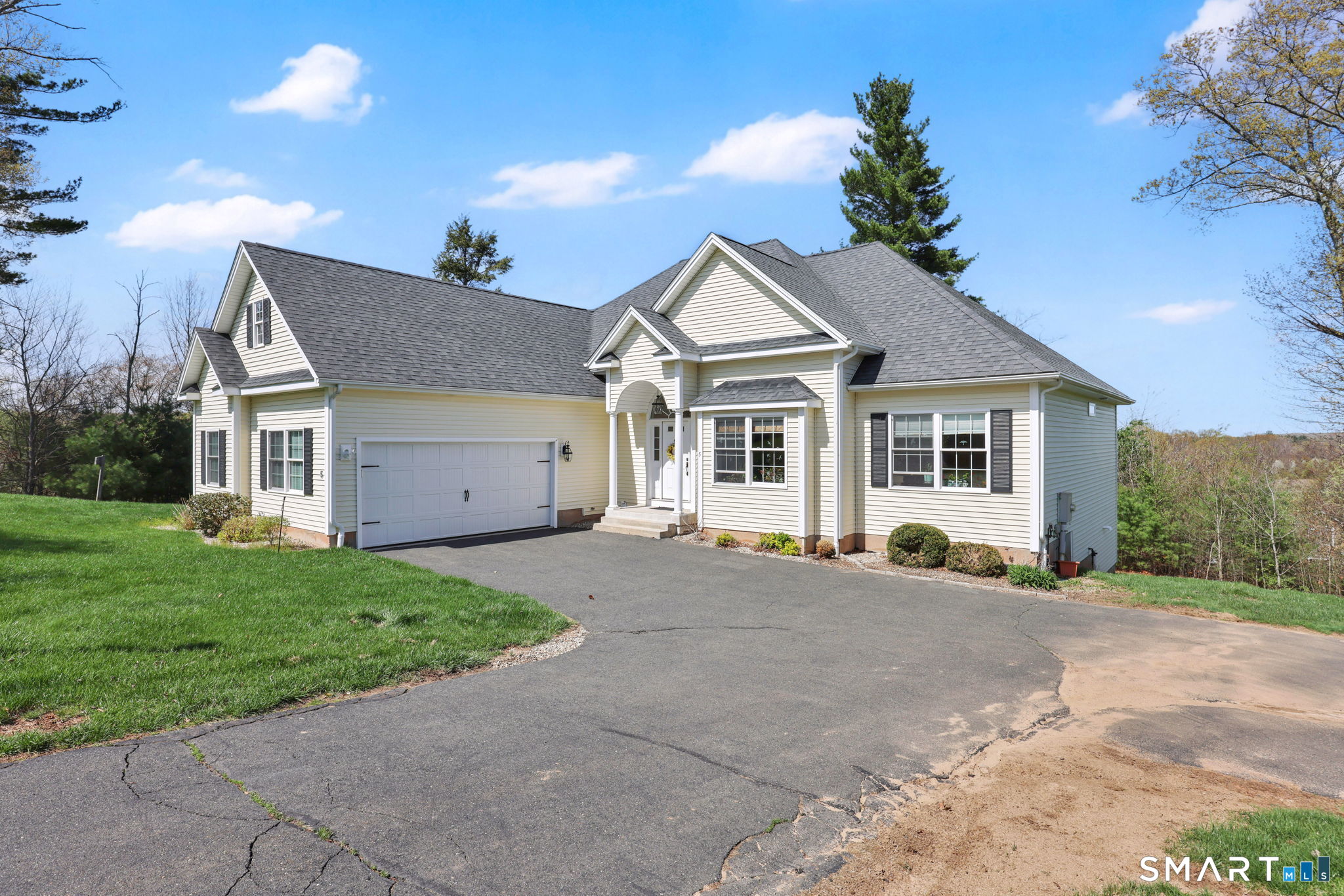 5 Beaudry Lane Bloomfield, CT 06002 - Photo 2 of 40