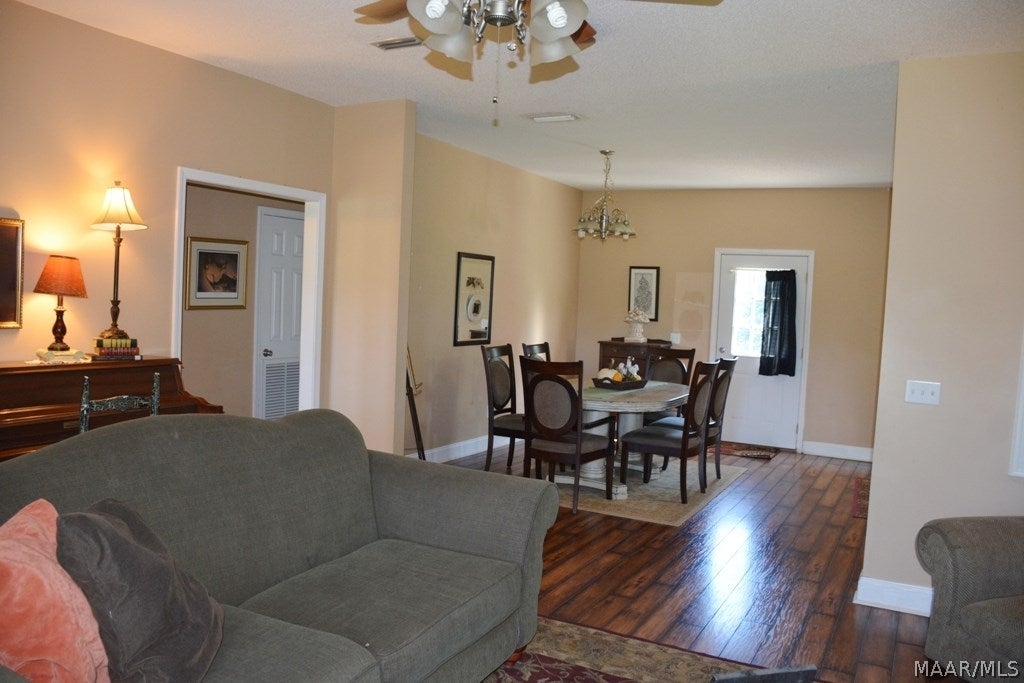 555 Jones Road Newton, AL 36352 - Photo 3 of 36 Gallery Image 3