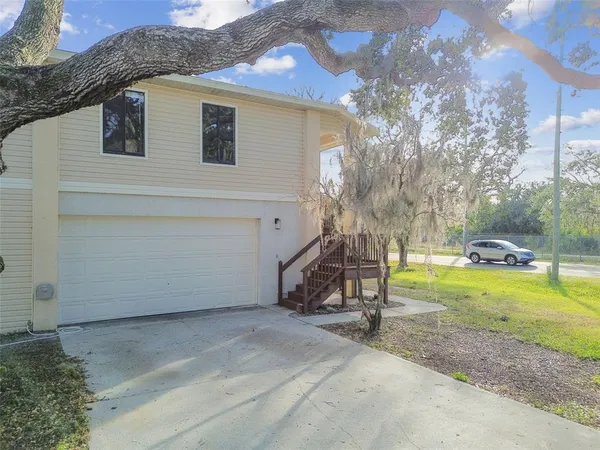 $610,000 | 1734 Rumar Lane, Holiday, FL 34691