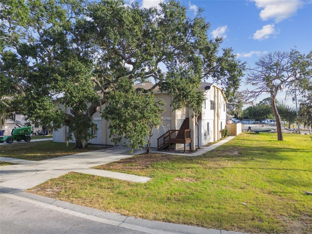 1734 Rumar Lane Holiday, FL 34691 - Photo 84 of 100