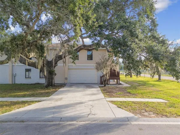 $610,000 | 1734 Rumar Lane, Holiday, FL 34691