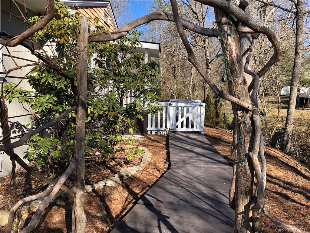 306 Turnpike Road Brevard, NC 28712 - Photo 23 of 24 Gallery Image 23