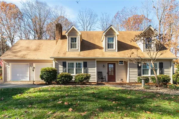 $389,900 | 438 Valleymeade Drive, Kernersville, NC 27284