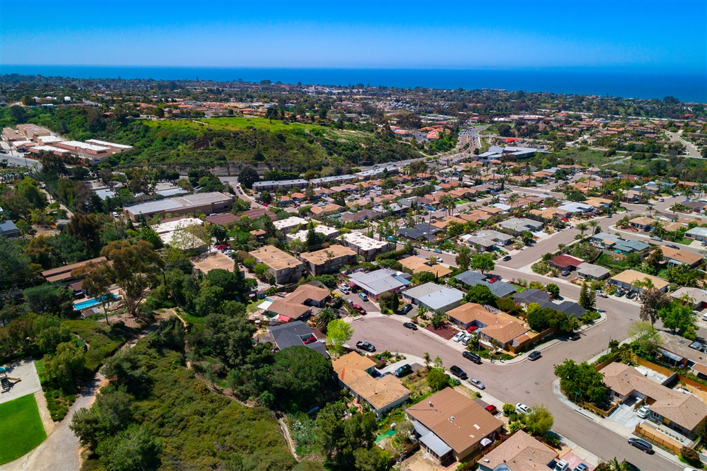211 Fraxinella Street Encinitas, CA 92024 - Photo 14 of 15