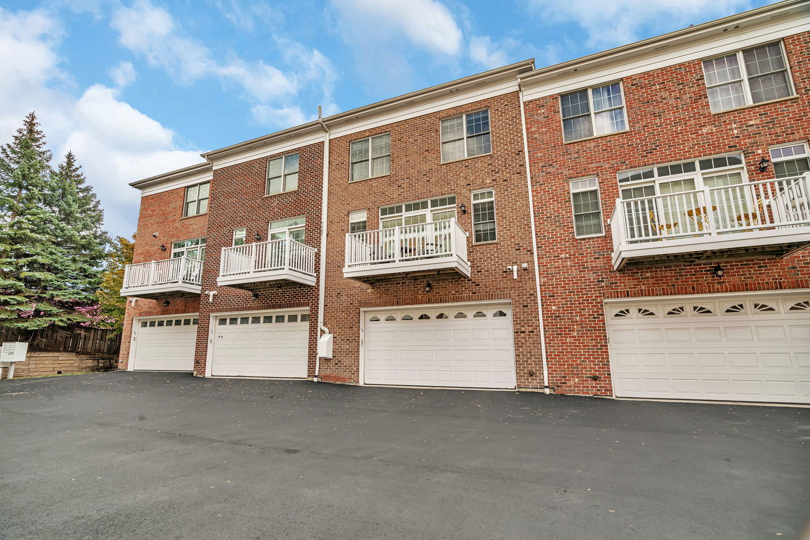 79 Spring Avenue Naperville, IL 60540 - Photo 52 of 70 Gallery Image 52
