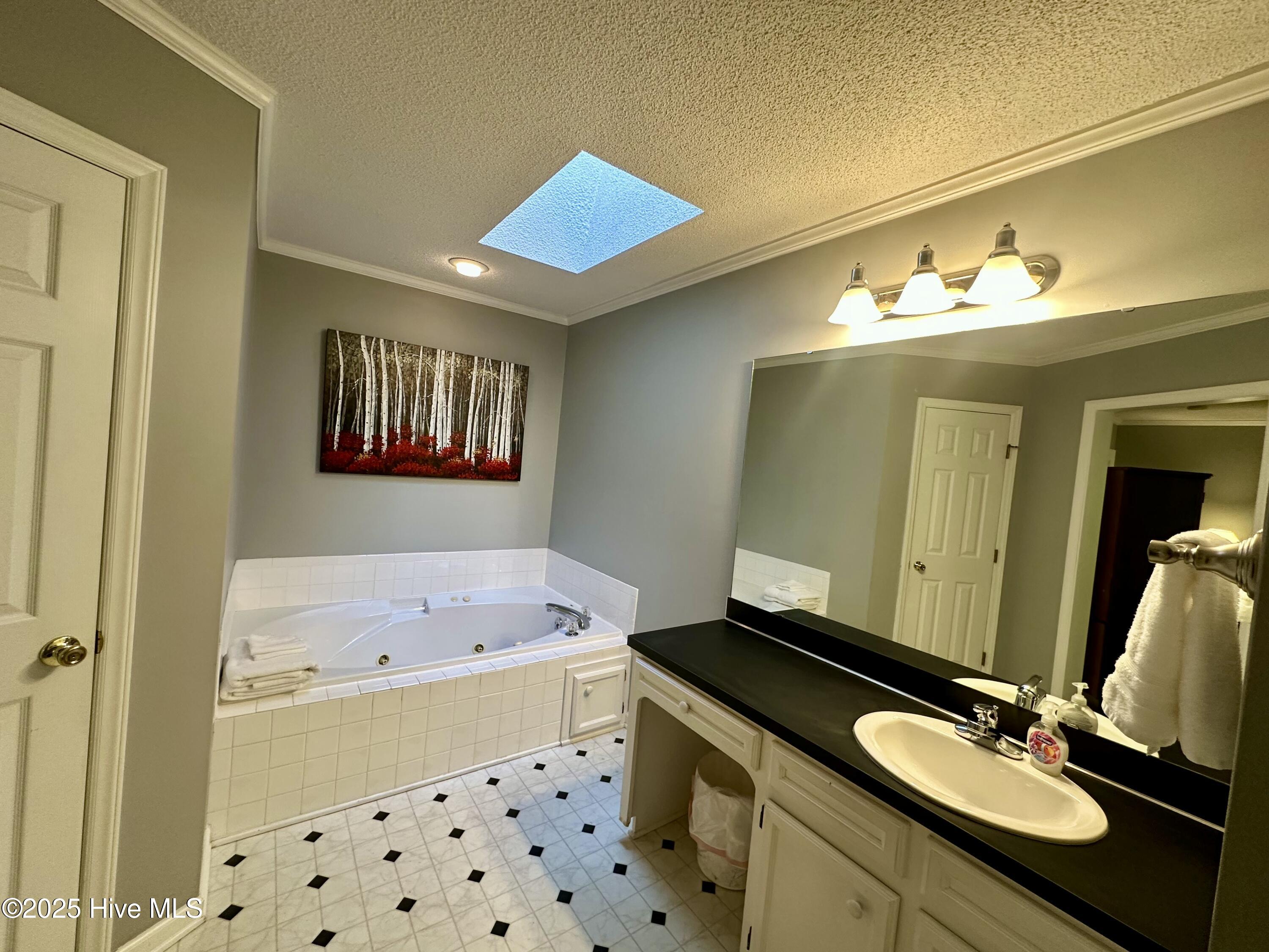 904 Spring Forest Road, Unit E9 Greenville, NC 27834 - Photo 13 of 15 IMG_4467