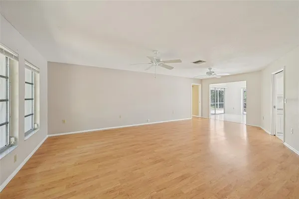 $525,000 | 437 South Shore Drive, Osprey, FL 34229