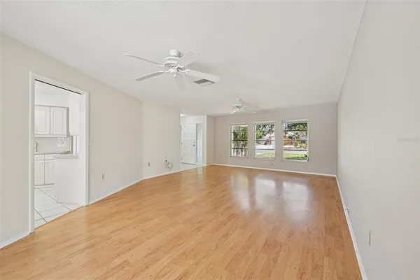 $525,000 | 437 South Shore Drive, Osprey, FL 34229