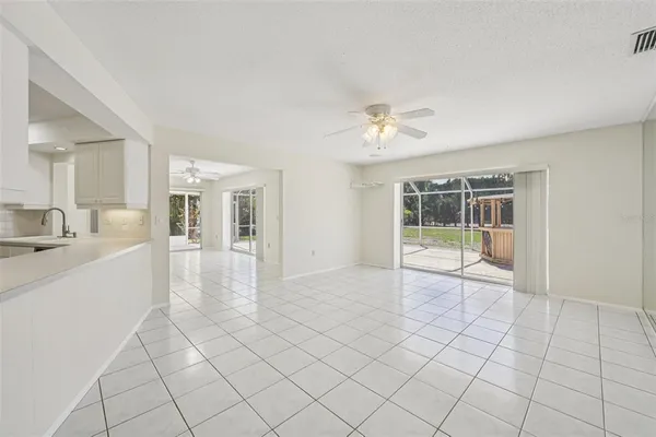 $525,000 | 437 South Shore Drive, Osprey, FL 34229