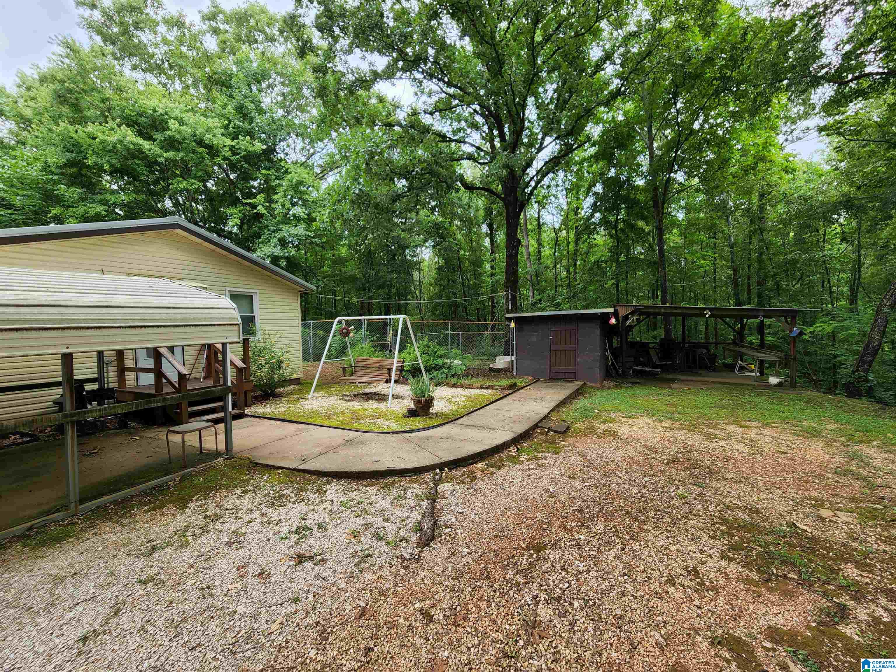 137 Friendship Lane Sylacauga, AL 35151 - Photo 7 of 8