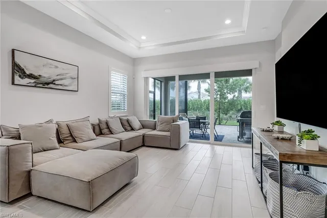 $3,500 | 9032 St Lucia Drive, Naples, FL 34114