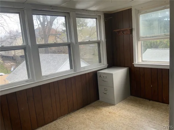 $1,100 | 214 1st N Street, Syracuse, NY 13208
