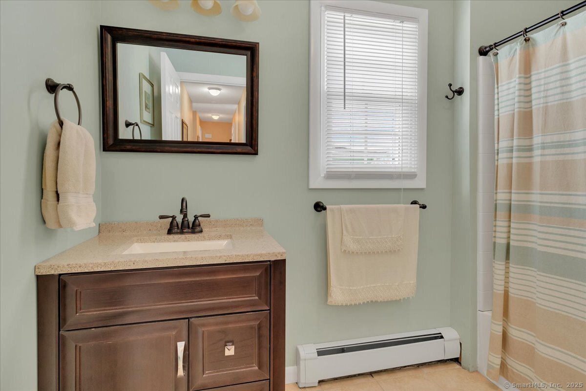 178 Oakland Avenue, Unit 2 New Britain, CT 06053 - Photo 18 of 21