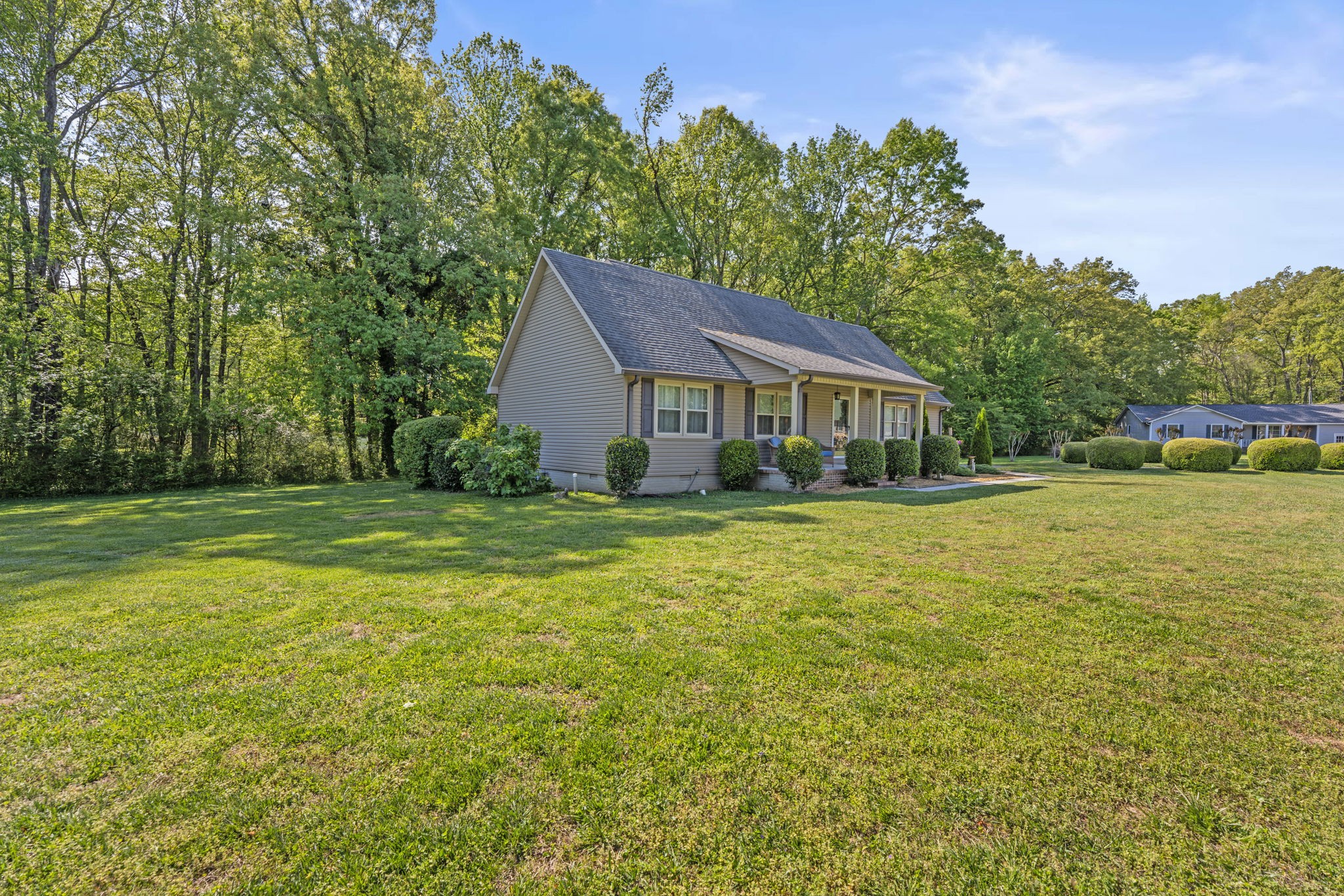 303 Rutledge Avenue Tullahoma, TN 37388 - Photo 7 of 37