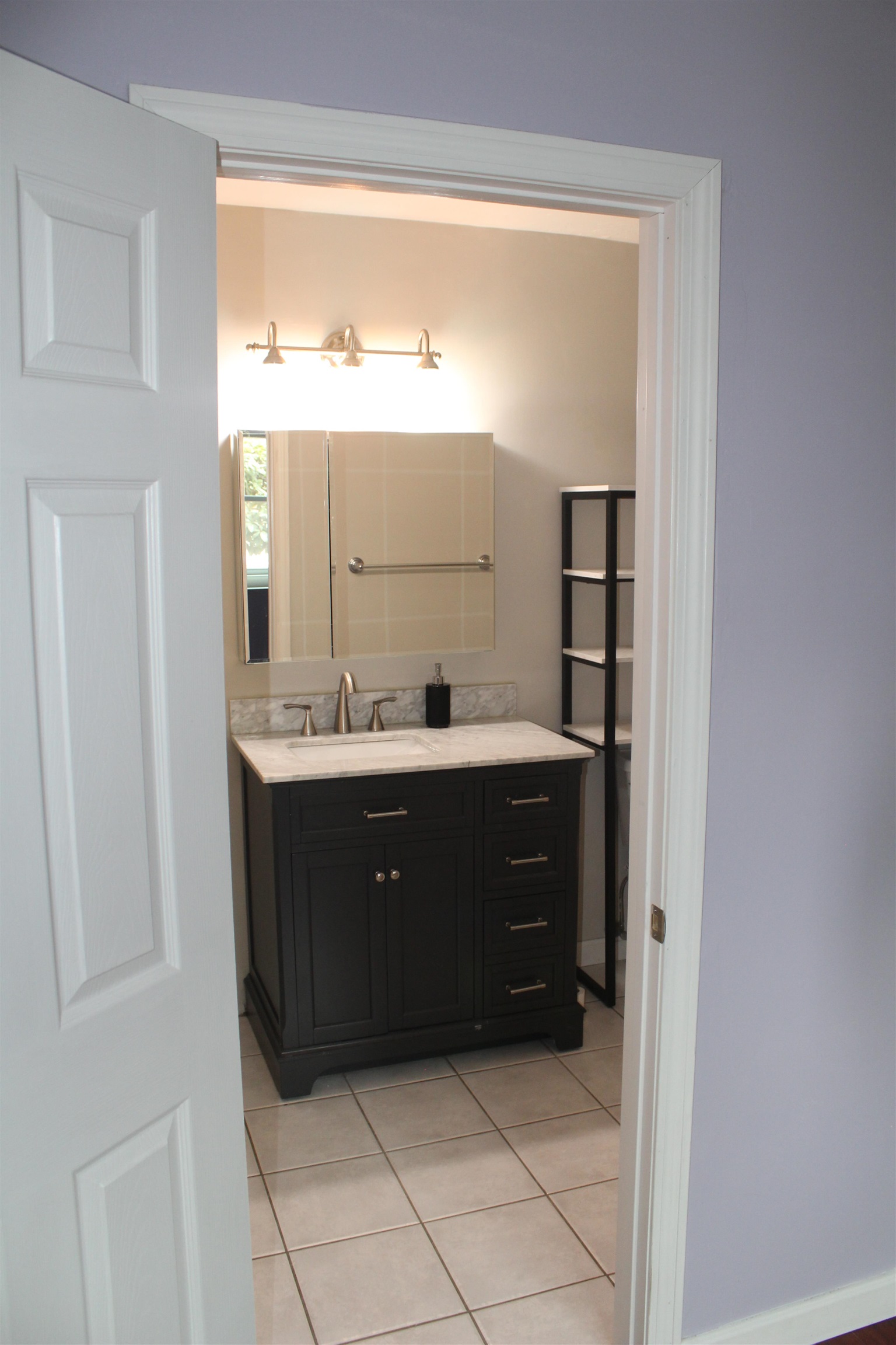 210 Circle Road, Unit 2 Manchester, NH 03103 - Photo 11 of 16