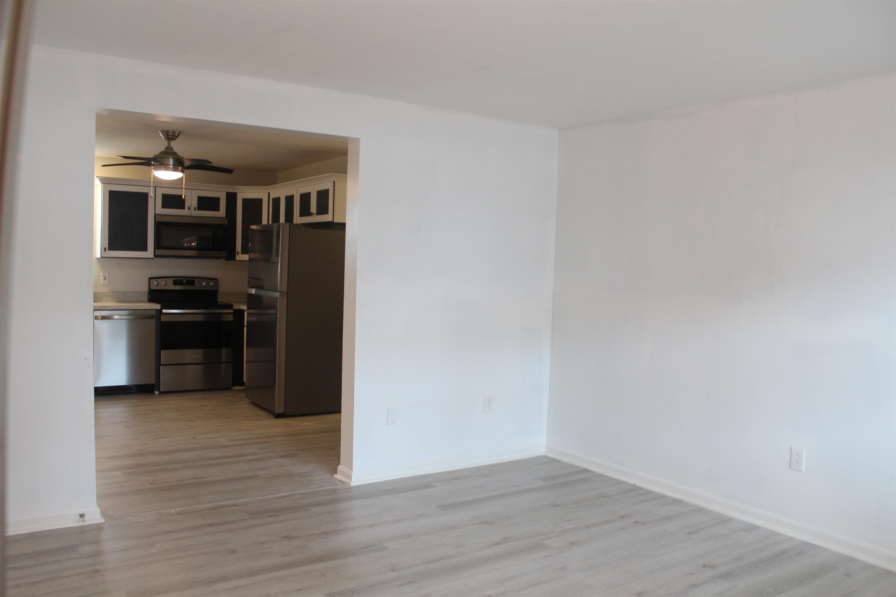210 Circle Road, Unit 2 Manchester, NH 03103 - Photo 6 of 16