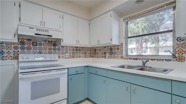 $1,100 | 107 Southwest 16th Terrace, Unit C, Cape Coral, FL 33991