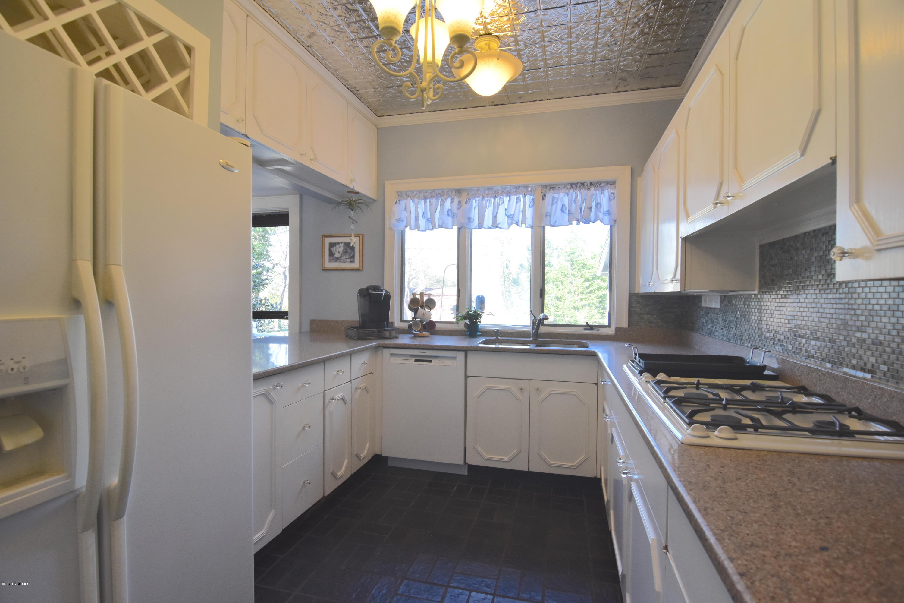 1608 Tryon Road New Bern, NC 28560 - Photo 13 of 39 1608 Tryon Road