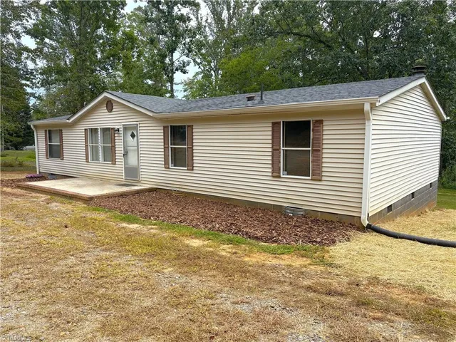 $235,000 | 330 Quail Ridge Road, Summerfield, NC 27358