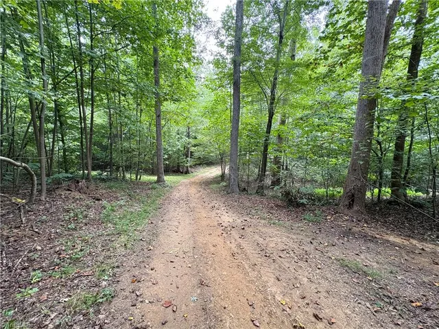 $235,000 | 330 Quail Ridge Road, Summerfield, NC 27358